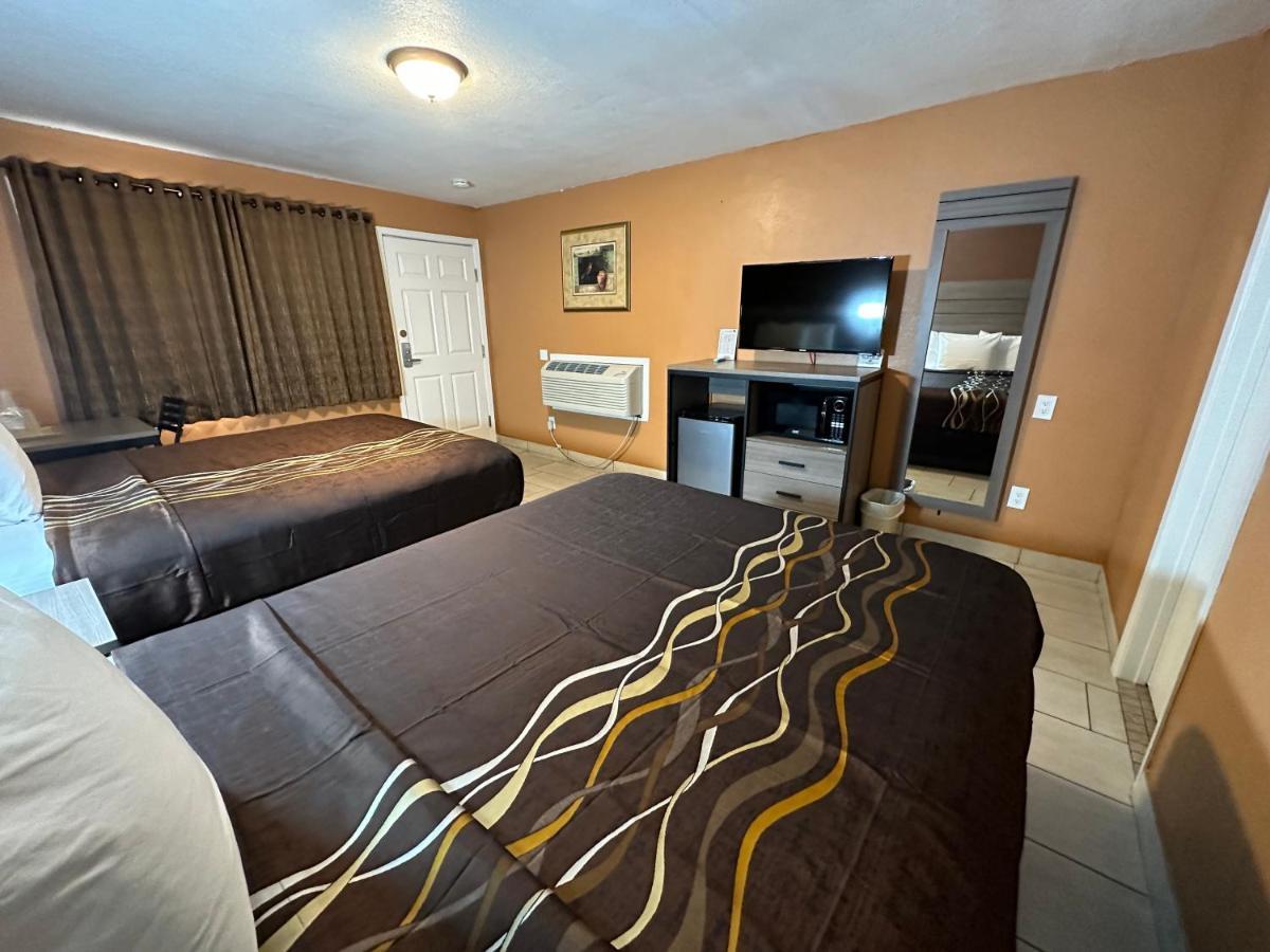 New Corral Motel Victorville Exterior photo