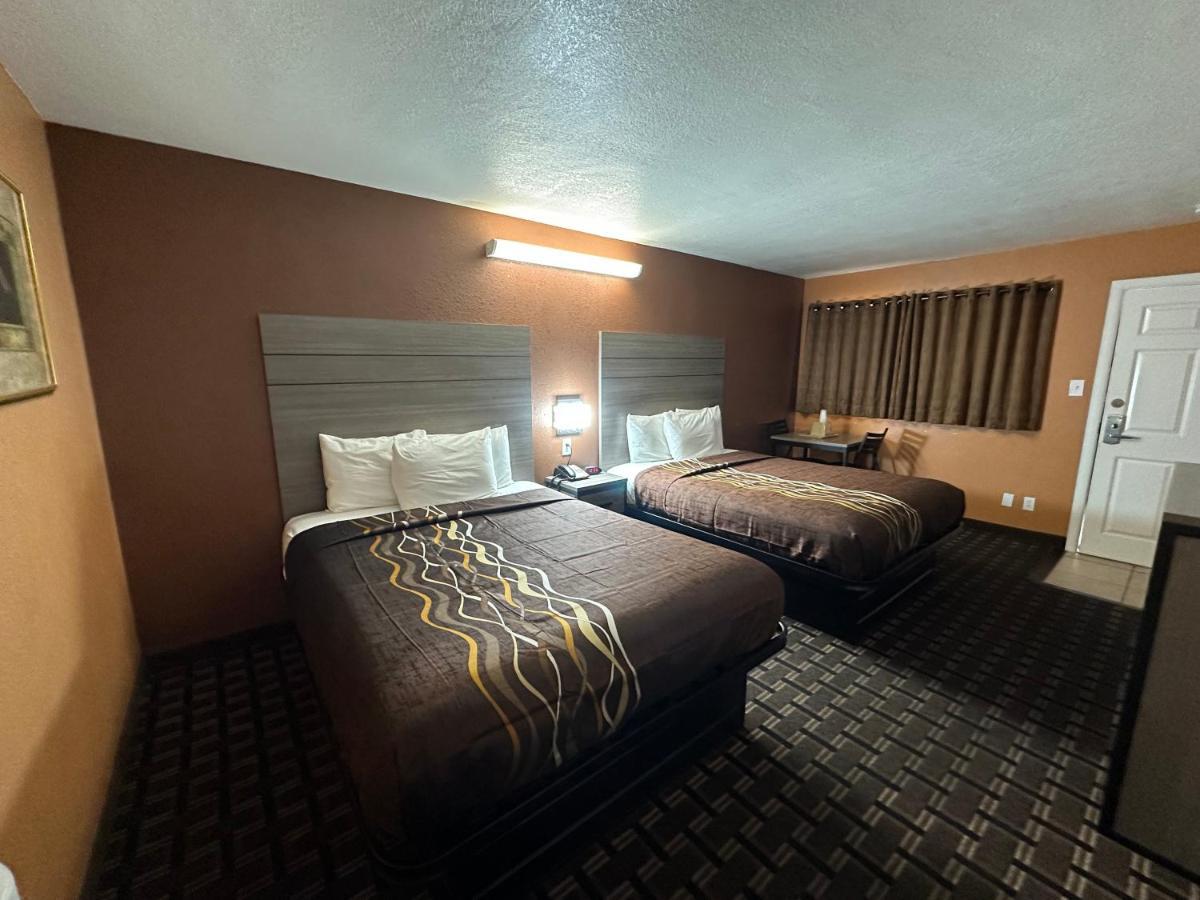 New Corral Motel Victorville Exterior photo