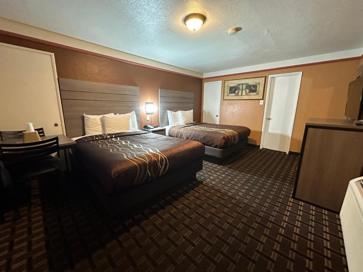 New Corral Motel Victorville Exterior photo