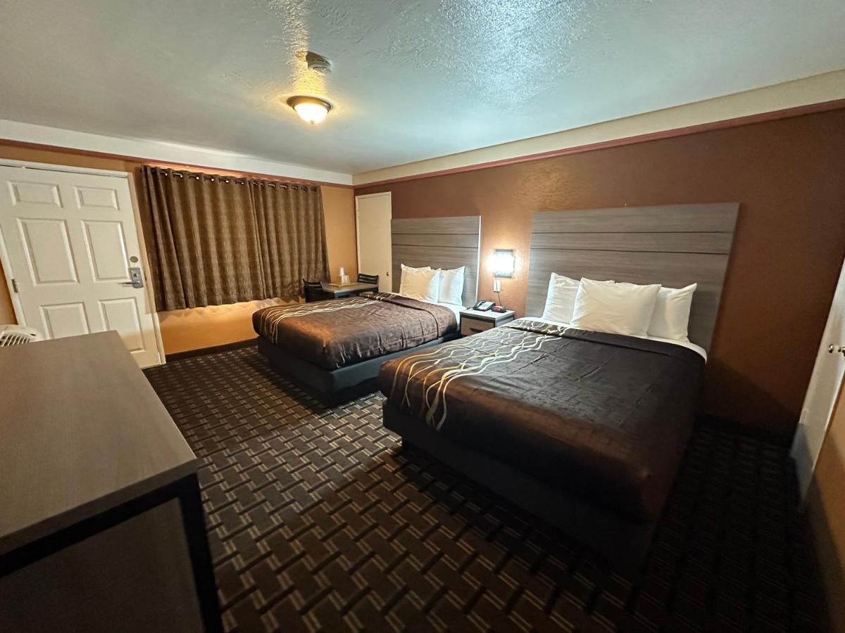 New Corral Motel Victorville Exterior photo