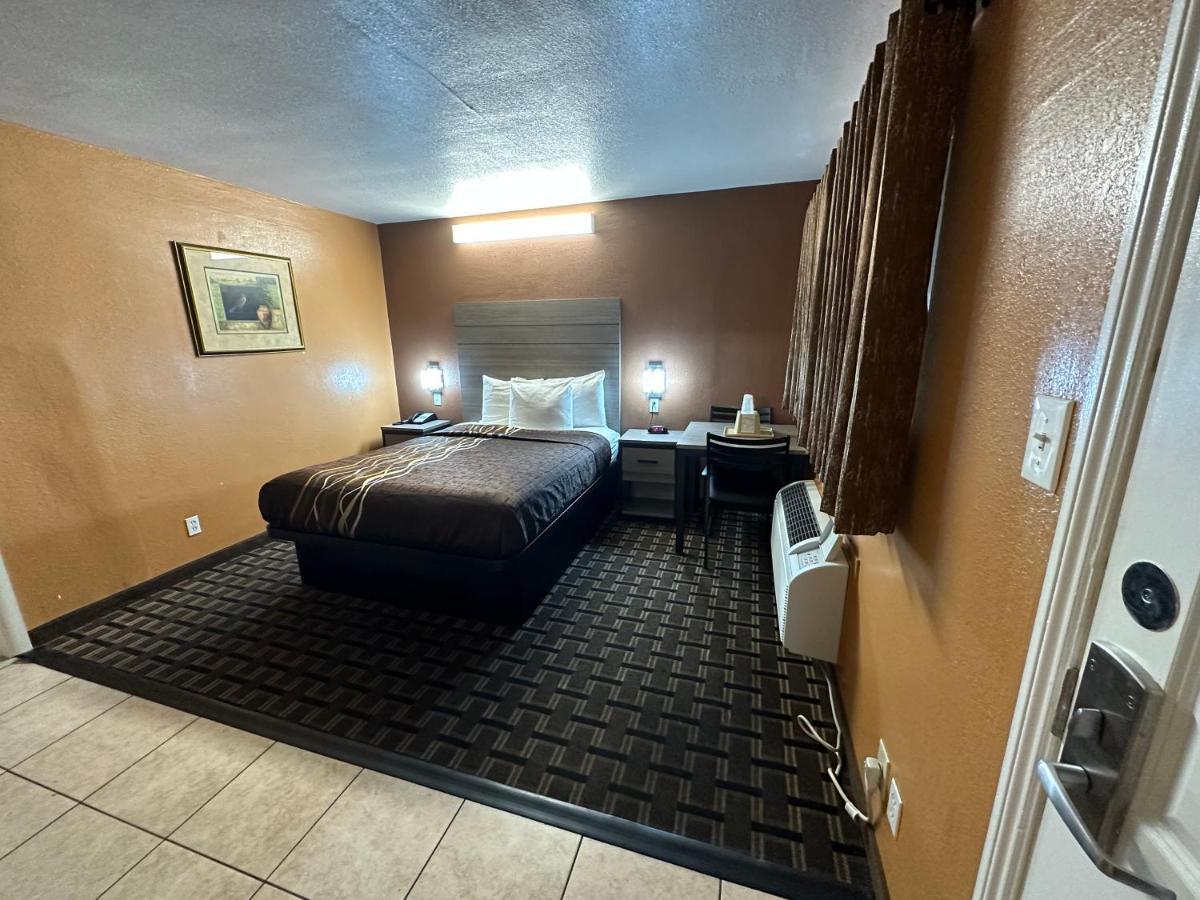 New Corral Motel Victorville Exterior photo