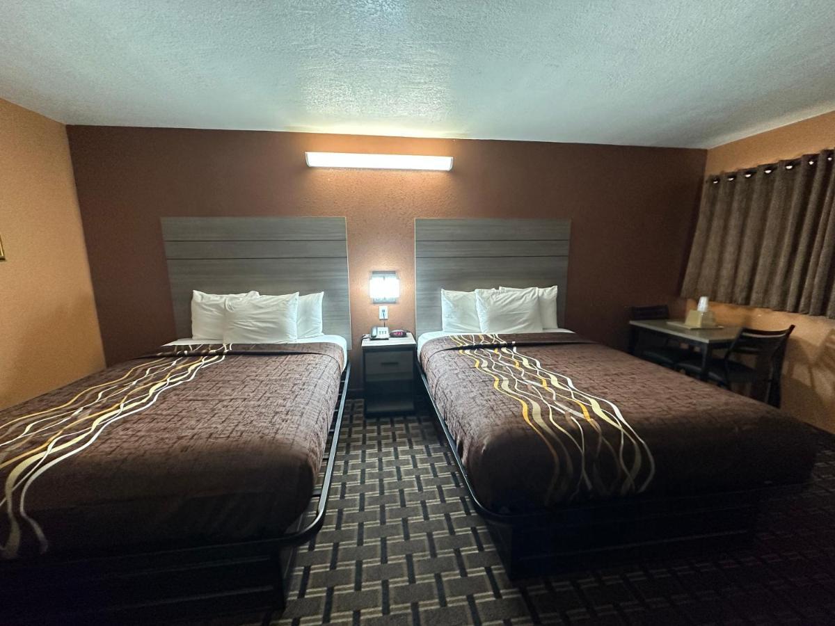 New Corral Motel Victorville Exterior photo